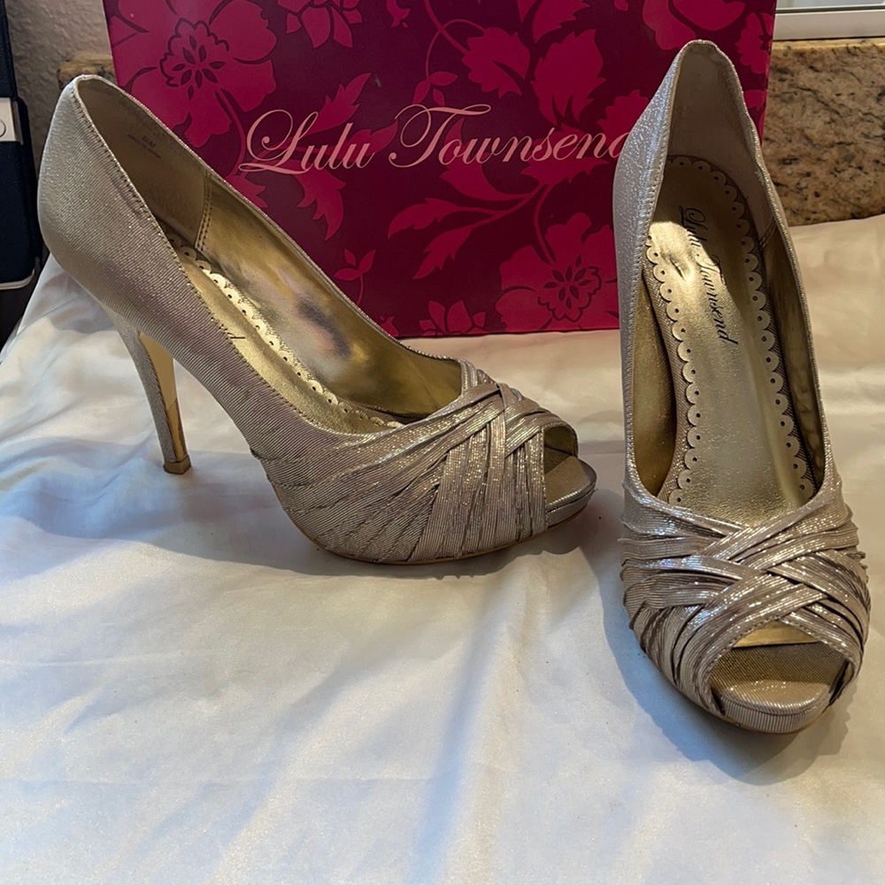 Lulu Townsend heels. Champagne color. Size 8.5.